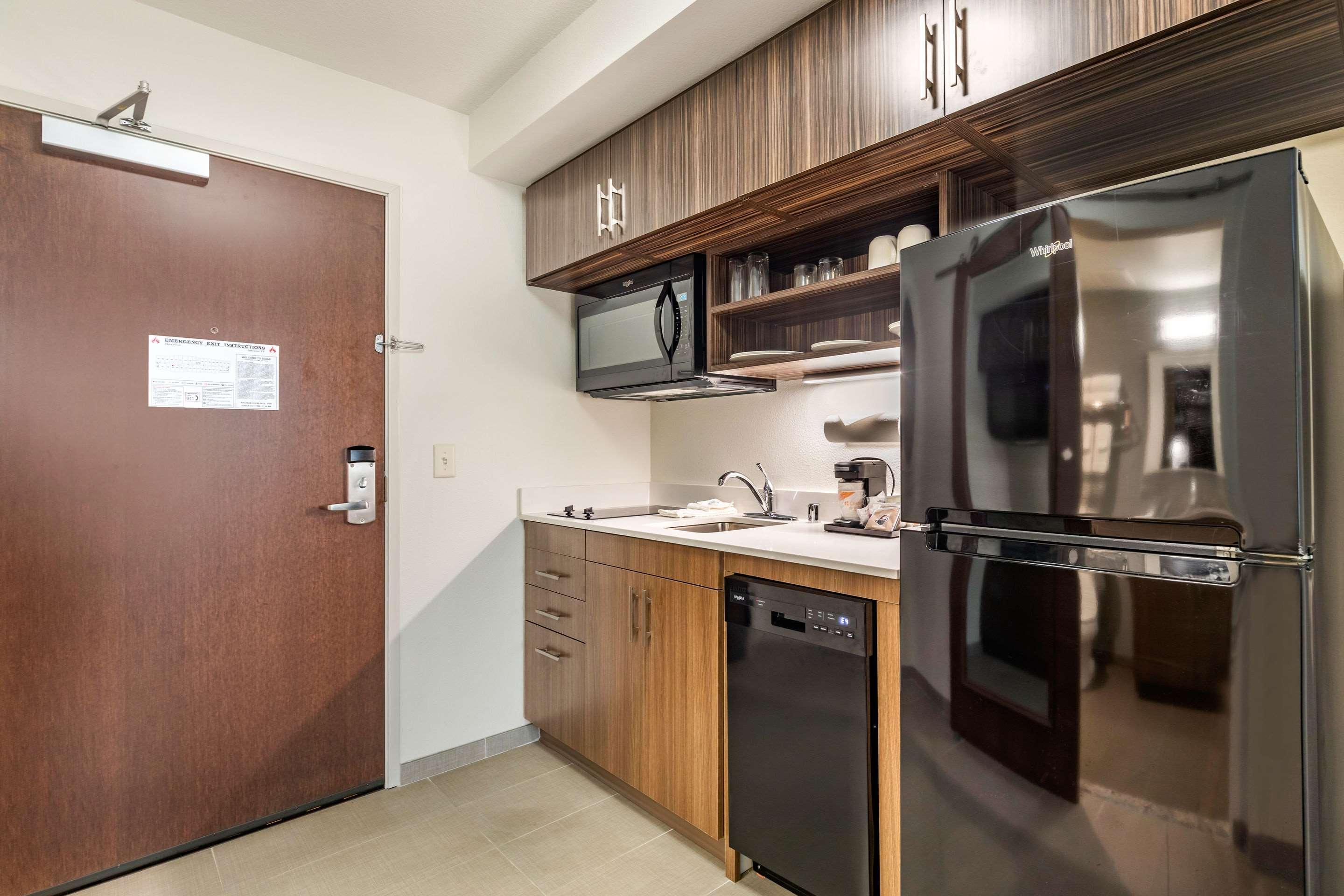 MainStay Suites Lancaster Dallas South Exterior foto