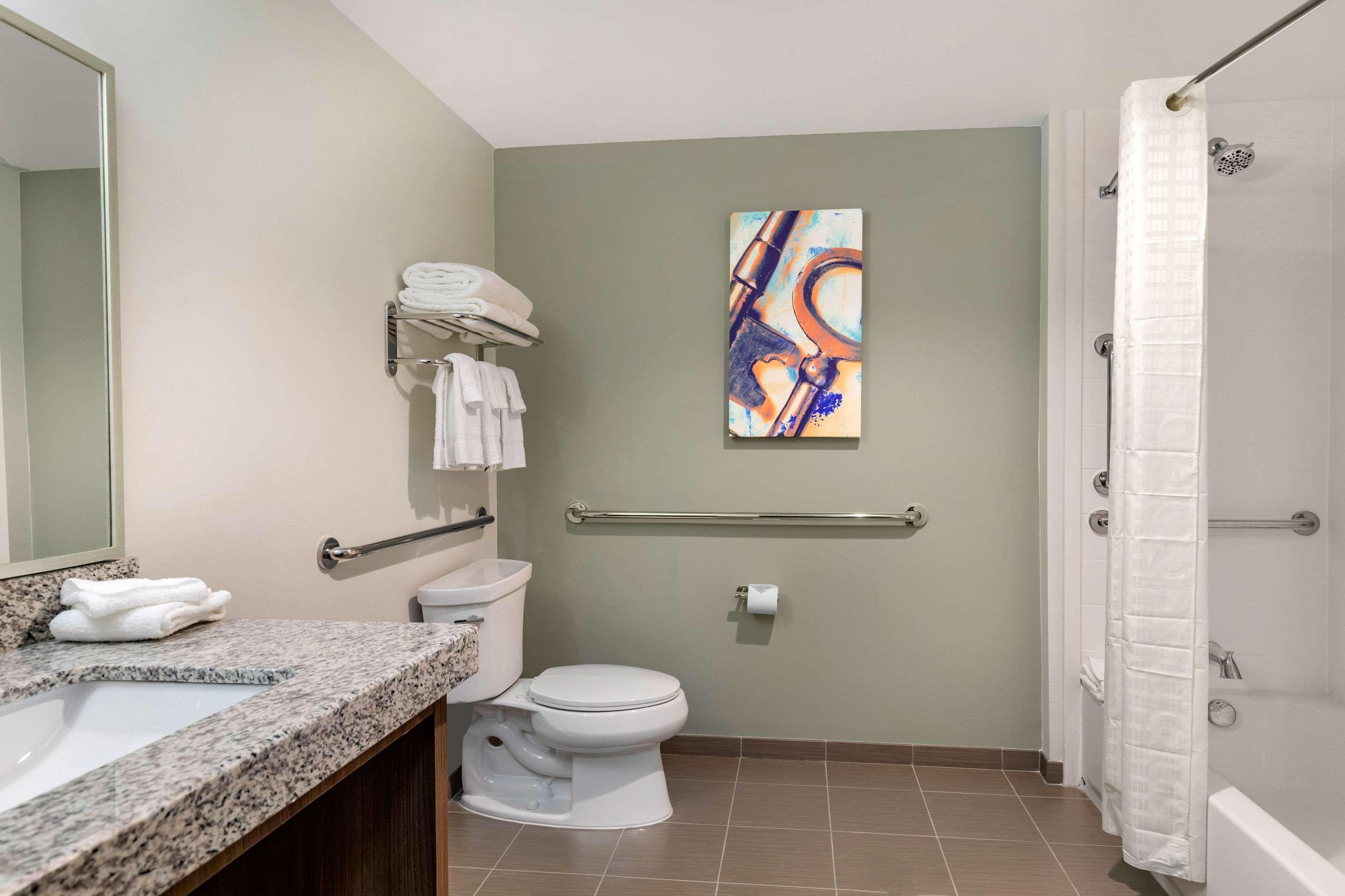 MainStay Suites Lancaster Dallas South Exterior foto