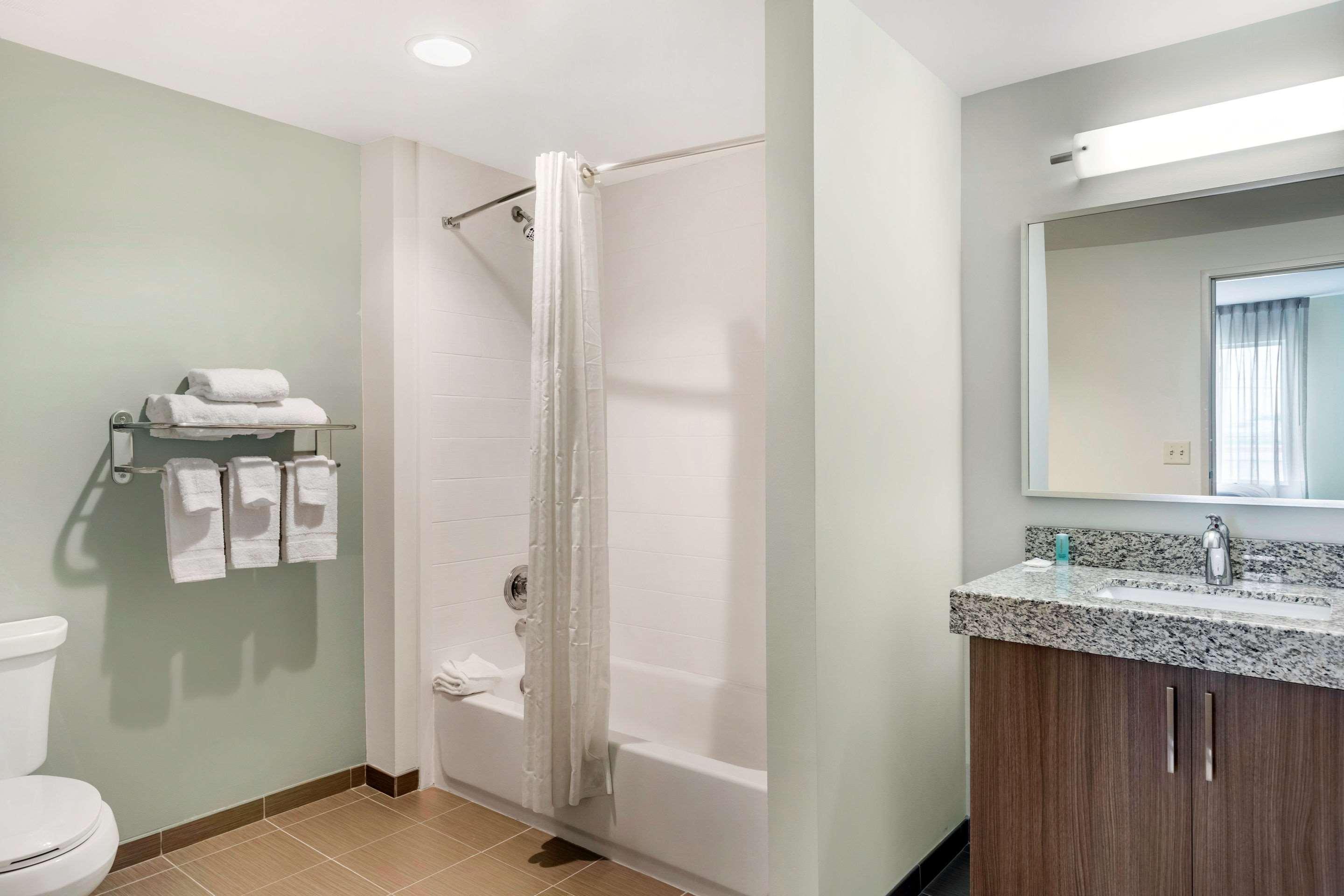 MainStay Suites Lancaster Dallas South Exterior foto
